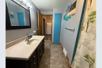 422 Arnold Avenue S, Thief River Falls, MN 56701 - Photo 16