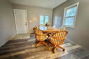 422 Arnold Ave S, Thief River Falls, MN 56701 - Photo 2