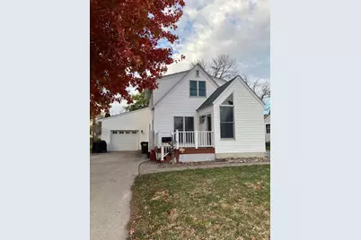 209 10th Avenue SE, Waseca, MN 56093 - Photo 1