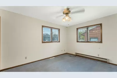 310 5th Street NE, Milaca, MN 56353 - Photo 12