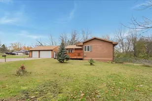 310 5th St NE, Milaca, MN 56353 - Photo 6