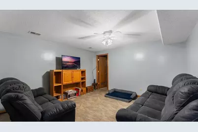 310 5th Street NE, Milaca, MN 56353 - Photo 30