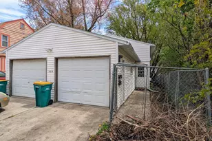 923 Jefferson Ave, Albert Lea, MN 56007 - Photo 1