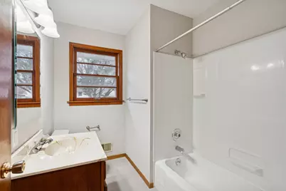 1105 Greystone Avenue N, Oakdale, MN 55128 - Photo 8