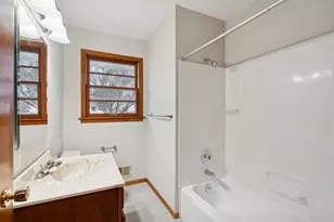 1105 Greystone Ave N, Oakdale, MN 55128 - Photo 8