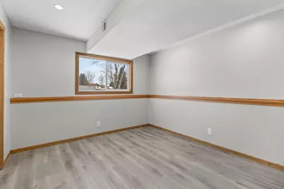 3845 Hale Avenue N, Oakdale, MN 55128 - Photo 12