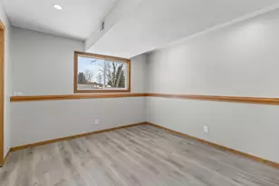 3845 Hale Ave N, Oakdale, MN 55128 - Photo 12