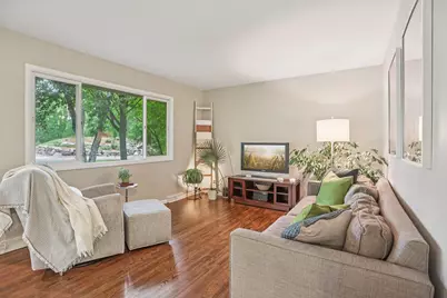 19635 Hillside Street, Deephaven, MN 55331 - Photo 18