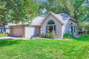 3000 Ontario Rd, Little Canada, MN 55117 - Photo 2