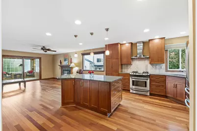 5680 Donegal Drive, Shoreview, MN 55126 - Photo 8