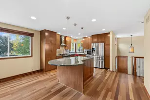 5680 Donegal Dr, Shoreview, MN 55126 - Photo 10