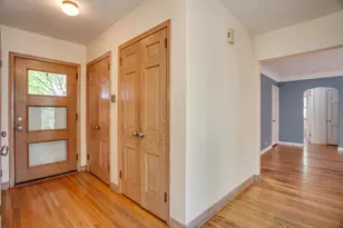1929/1915 Oakland Rd, Hopkins, MN 55305 - Photo 8