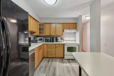 221 Grand Avenue W #306, South Saint Paul, MN 55075 - Photo 8