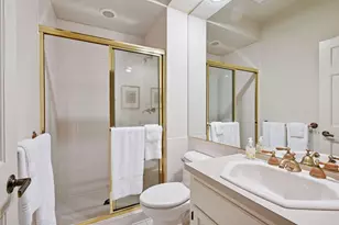 4610 Bayswater Rd, Shorewood, MN 55331 - Photo 22