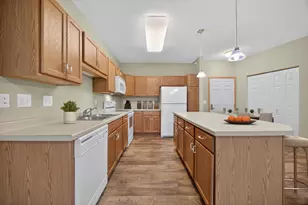 1880 3rd Ave NW, Rochester, MN 55901 - Photo 4