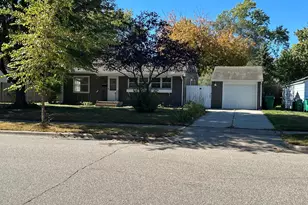 3024 Aquila Ave S, Saint Louis Park, MN 55426 - Photo 2