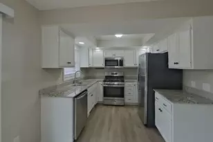 2990 Payne Ave, Little Canada, MN 55117 - Photo 8