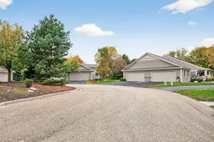 1731 Donegal Dr, Woodbury, MN 55125 - Photo 30