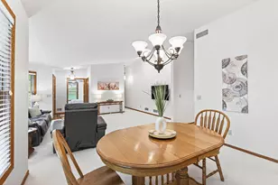 1731 Donegal Dr, Woodbury, MN 55125 - Photo 8