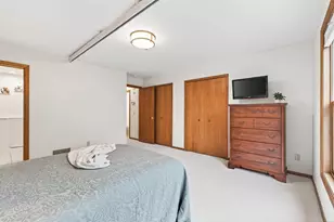 1731 Donegal Dr, Woodbury, MN 55125 - Photo 18