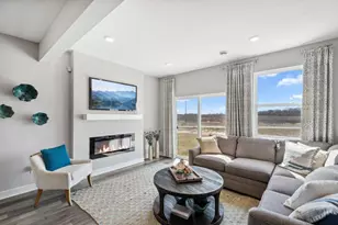 201 Snowdrop Trl, Waconia, MN 55387 - Photo 4