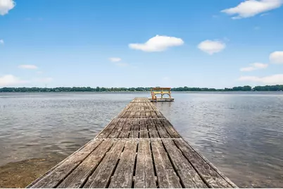 2431 S Shore Boulevard, White Bear Lake, MN 55110 - Photo 56