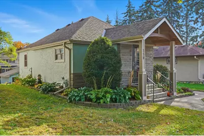 118 11th Avenue N, South Saint Paul, MN 55075 - Photo 2