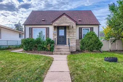 684 37th Avenue NE, Minneapolis, MN 55421 - Photo 2