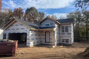 927 Wagner Rd, Menomonie, WI 54751 - Photo 2