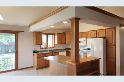 920 Plymouth Lane NW, Rochester, MN 55901 - Photo 4