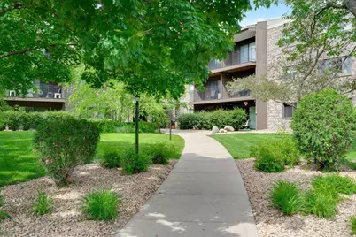 4100 Parklawn Avenue #201, Edina, MN 55435 - Photo 2
