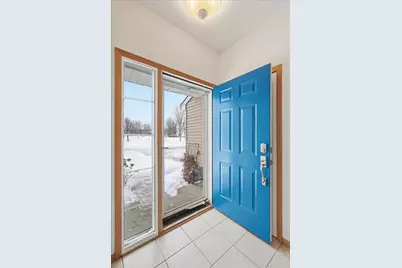 18053 90th Place N, Maple Grove, MN 55311 - Photo 4