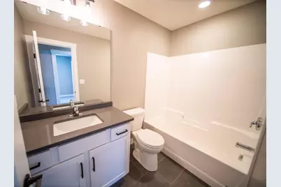 809 5th Avenue NW, Dodge Center, MN 55927 - Photo 22