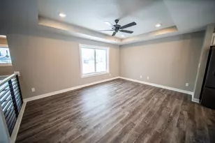 809 5th Ave NW, Dodge Center, MN 55927 - Photo 2