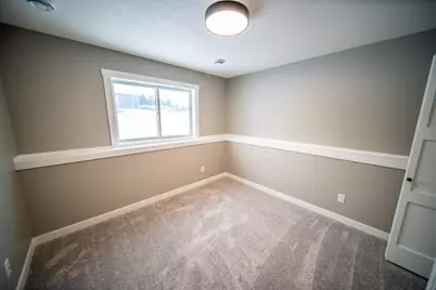 809 5th Avenue NW, Dodge Center, MN 55927 - Photo 24