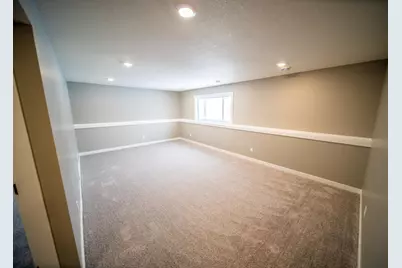 809 5th Avenue NW, Dodge Center, MN 55927 - Photo 30