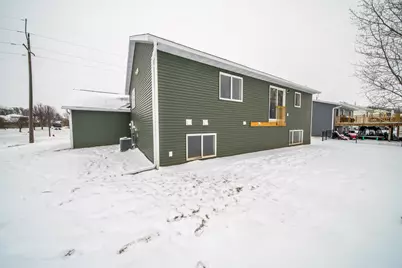 809 5th Avenue NW, Dodge Center, MN 55927 - Photo 40