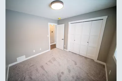 809 5th Avenue NW, Dodge Center, MN 55927 - Photo 22