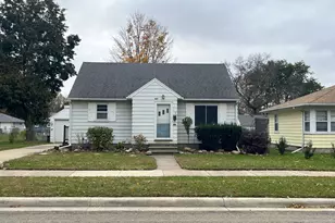 607 14th Ave SW, Austin, MN 55912 - Photo 1