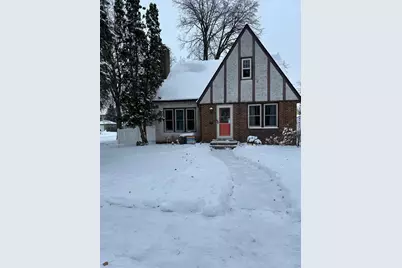 881 Clear Avenue, Saint Paul, MN 55106 - Photo 1