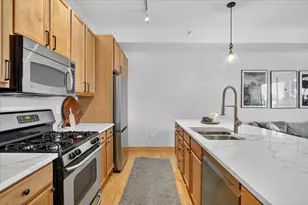 4525 Park Commons Dr, Saint Louis Park, MN 55416 - Photo 4