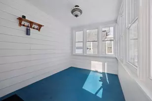 3925 Perry Ave N, Robbinsdale, MN 55422 - Photo 2