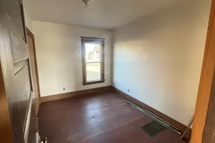 326 N W 1st St, Granada, MN 56039 - Photo 14