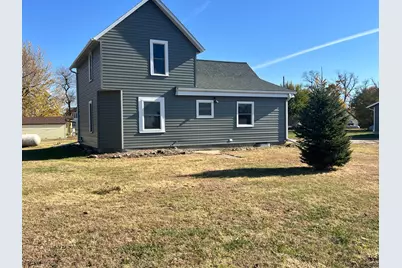 326 NW 1st Street, Granada, MN 56039 - Photo 2