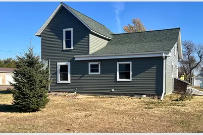 326 NW 1st Street, Granada, MN 56039 - Photo 1
