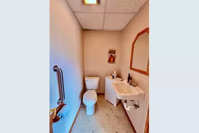 109 Main Avenue S, Baudette, MN 56623 - Photo 10