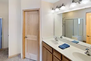 7425 Peony Ln N, Maple Grove, MN 55311 - Photo 40