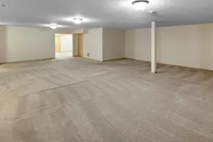 7425 Peony Ln N, Maple Grove, MN 55311 - Photo 48