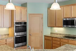 7425 Peony Ln N, Maple Grove, MN 55311 - Photo 22