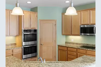 7425 Peony Lane N, Maple Grove, MN 55311 - Photo 24